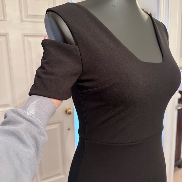 Like New express body con midi dress size 0 - Picture 2 of 4